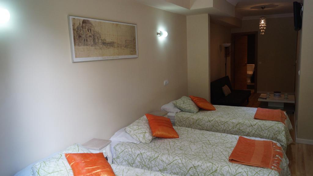 Affittacamere Good-home Paseo De Gracia 2*